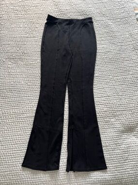 ALO Yoga Black Flare Leggings with Front Seams